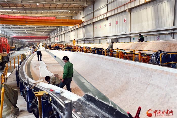 “擰緊”防控閥 打出“組合拳”——玉門市三向發(fā)力推動疫情防控、復(fù)工復(fù)產(chǎn)、脫貧攻堅齊頭并進（圖）