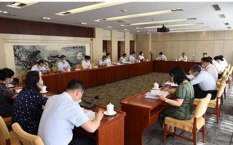 【兩會快訊】甘肅代表團分組審議全國人大常委會工作報告，唐仁健參加第二小組會議并發(fā)言