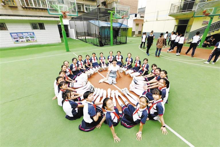 我們畢業(yè)啦！