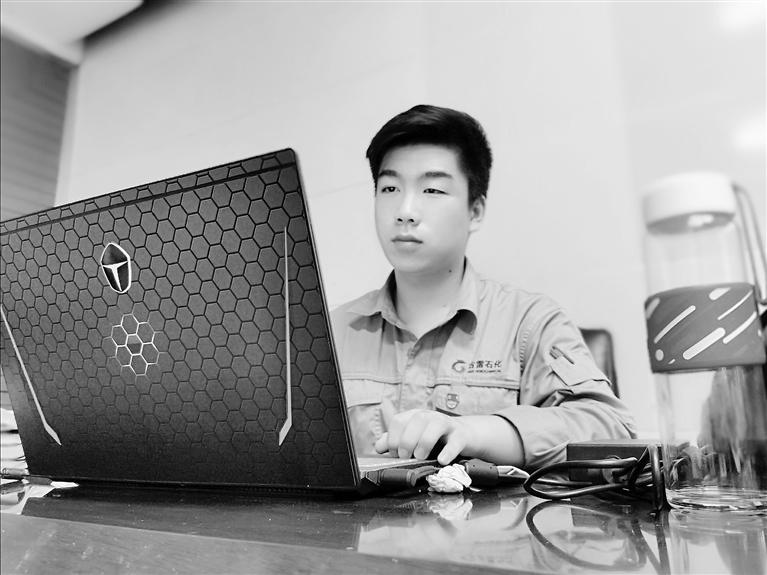 總書記的話兒記心間丨還沒畢業(yè)，工作就落實(shí)了!