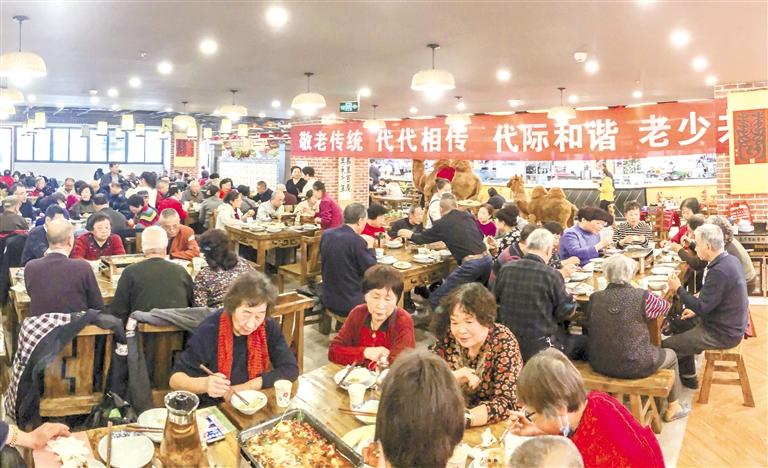 孝滿金城、德潤人心 蘭州市舉辦第六屆千叟宴感恩活動
