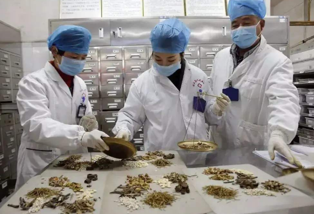 新冠肺炎疫情人物同防市民如何做？請看這里！