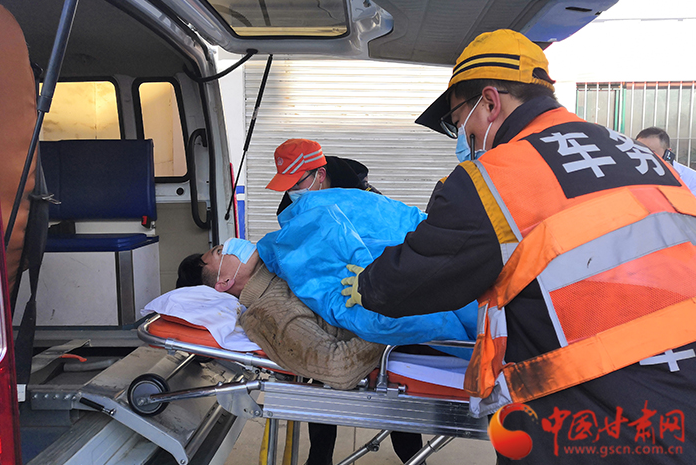19分鐘緊急救援，永登車站為旅客開辟生命通道