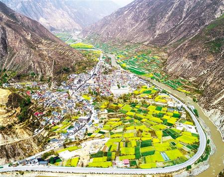 有一種美，在白龍江畔