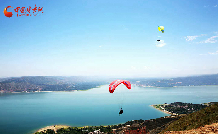 【五一游甘肅】這個(gè)五一，我在宛若游龍繞山行的黃河畔等你