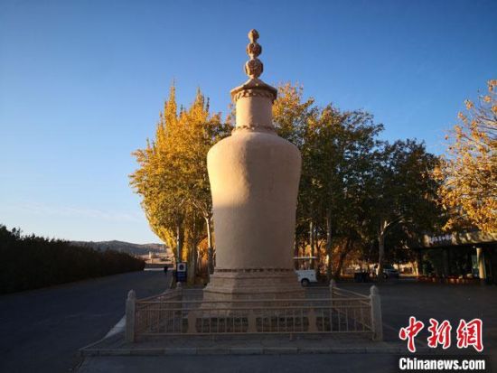 圖為2020年11月，沐浴在晨光中的莫高窟道士塔。(資料圖) 馮志軍 攝