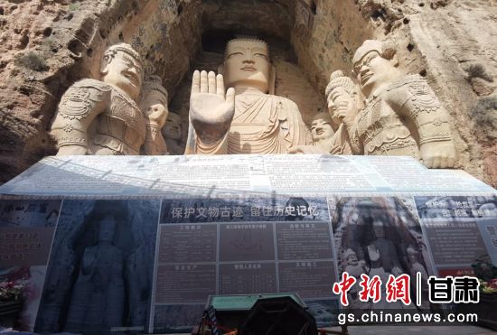 時(shí)下，中國“石窟鼻祖”天梯山石窟第13窟大佛足部與局部危巖體搶救性保護(hù)項(xiàng)目正在施工。圖為施工現(xiàn)場(chǎng)。陳曉斌 攝