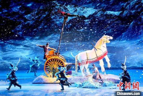 圖為《天下雄關(guān)》演出劇照?！「哒?攝