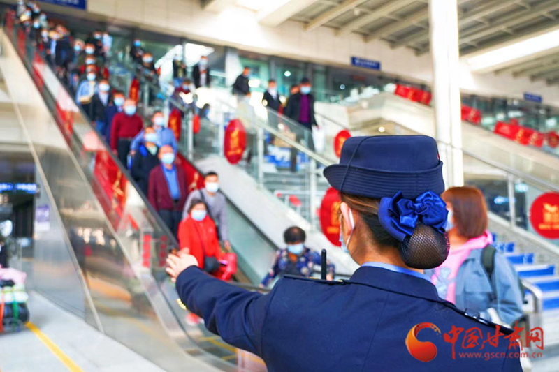 蘭州市化妝品賣(mài)場(chǎng)暫停試妝服務(wù)