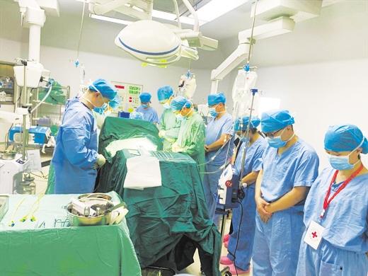 萍萍，謝謝你曾經(jīng)來(lái)過(guò)!蘭州一名11歲女孩不幸離世，父母捐獻(xiàn)女兒器官