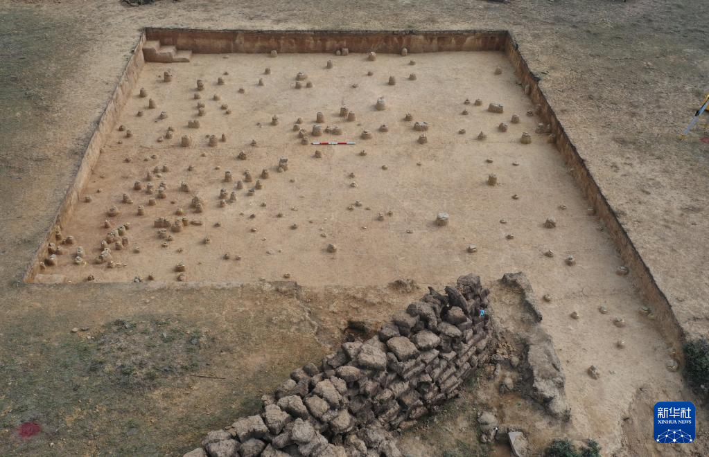 四川稻城縣皮洛舊石器時代遺址探方發(fā)掘情況（資料圖）。