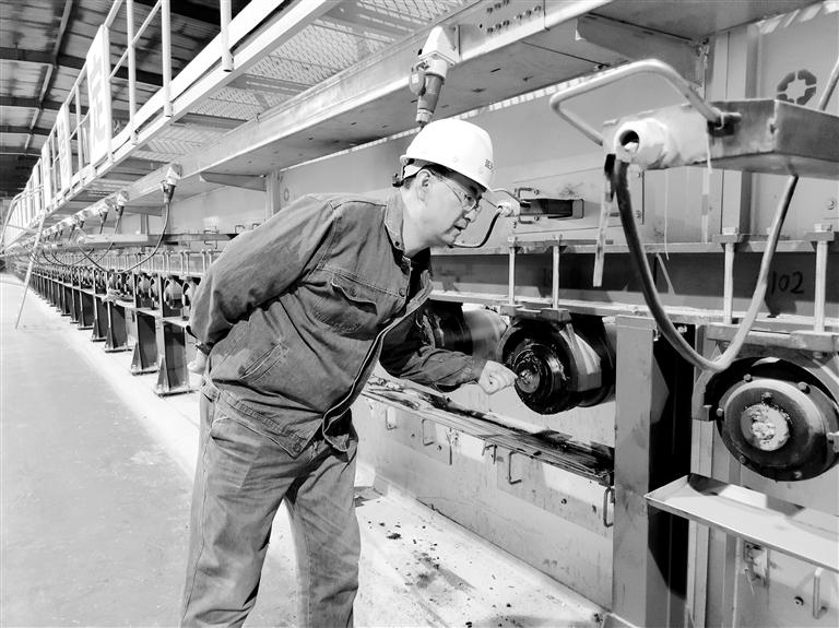 高溫下的堅(jiān)守，讓世界變得更“透明”