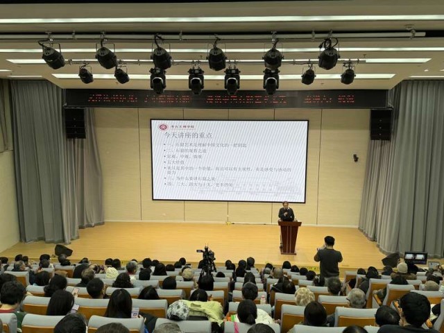 《了不起的石窟》新書分享會在國家圖書館舉行