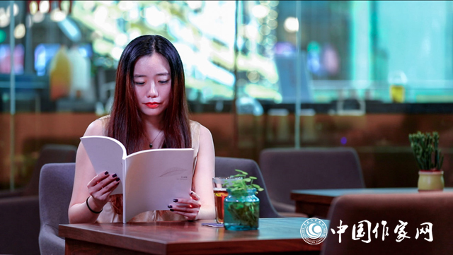 獨(dú)家訪談｜笛安：我把愛情當(dāng)做給主人公的美好禮物