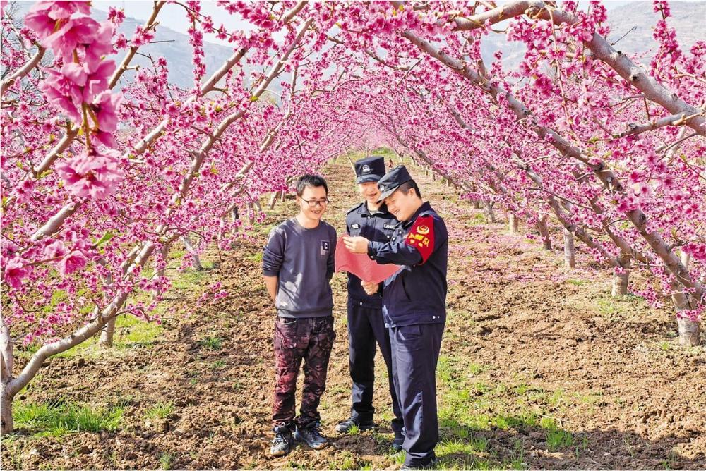桃林深處送平安